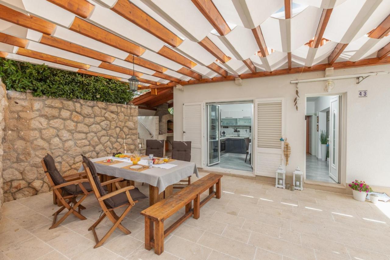 Villa Old Olive, 3Lovelyvillas Podgora Exterior foto